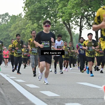 Runner Photo 6200355