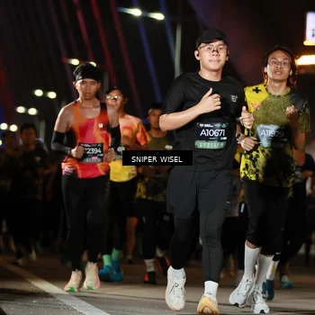 Runner Photo 6200394