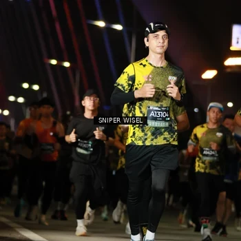 Runner Photo 6200421