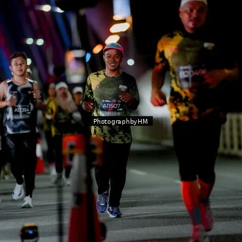 Runner Photo 6200422