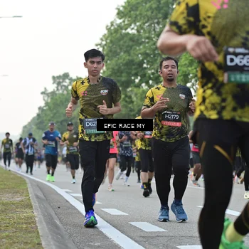 Runner Photo 6200463