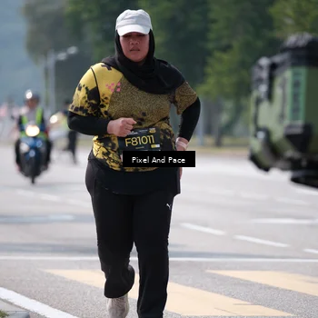 Runner Photo 6200469
