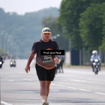 Runner Photo 6200485