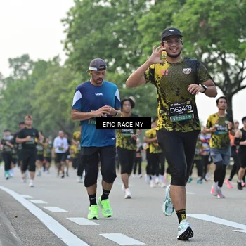 Runner Photo 6200505