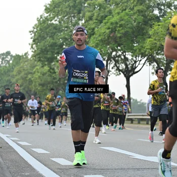 Runner Photo 6200517