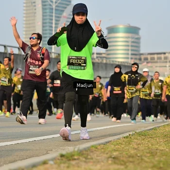 Runner Photo 6200539