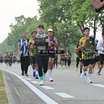 Runner Photo 6200563