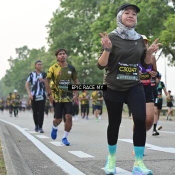 Runner Photo 6200571