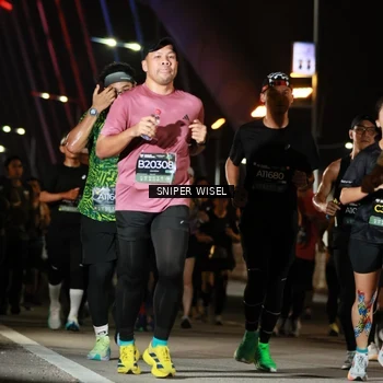 Runner Photo 6200573