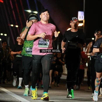 Runner Photo 6200579