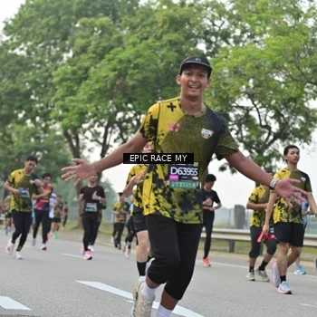 Runner Photo 6200608