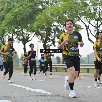 Runner Photo 6200623