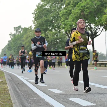 Runner Photo 6200653