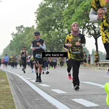 Runner Photo 6200657