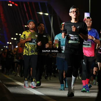 Runner Photo 6200667