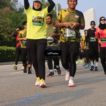 Runner Photo 6200672