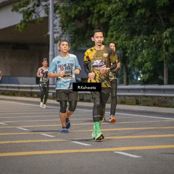 Runner Photo 6200721