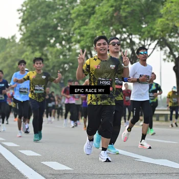 Runner Photo 6200743