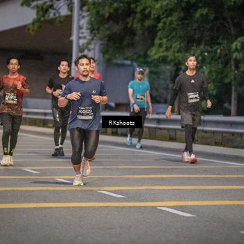 Runner Photo 6200748