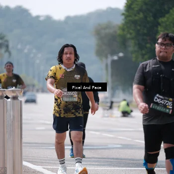 Runner Photo 6200752