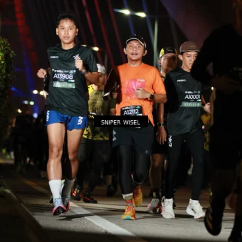 Runner Photo 6200762