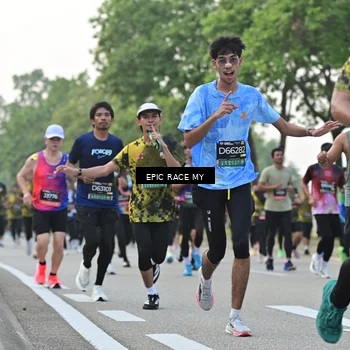 Runner Photo 6200809