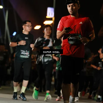 Runner Photo 6200817
