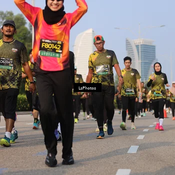 Runner Photo 6200824