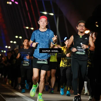 Runner Photo 6200839