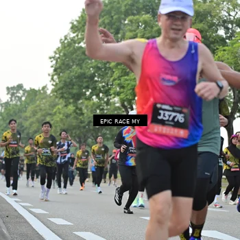 Runner Photo 6200840