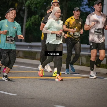 Runner Photo 6200846