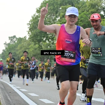 Runner Photo 6200850