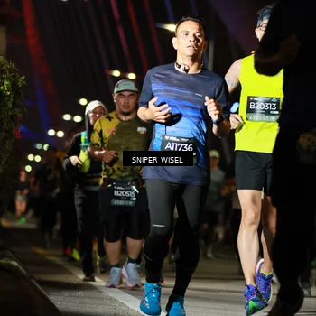 Runner Photo 6200874