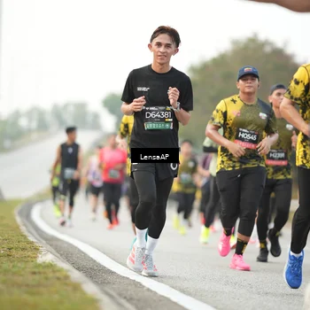 Runner Photo 6200894