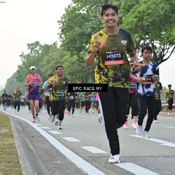 Runner Photo 6200911