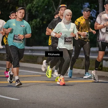 Runner Photo 6200914
