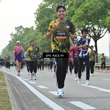 Runner Photo 6200916
