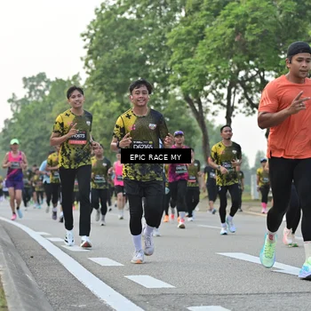 Runner Photo 6200922