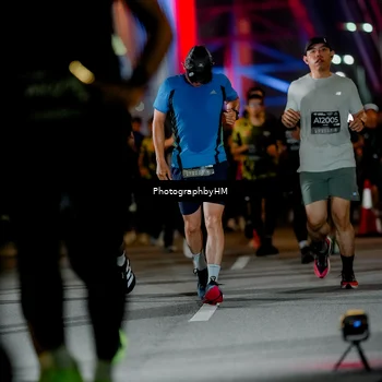 Runner Photo 6200946