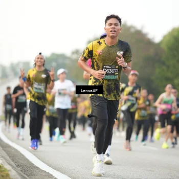 Runner Photo 6200947