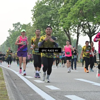 Runner Photo 6200959