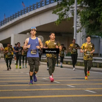 Runner Photo 6201001