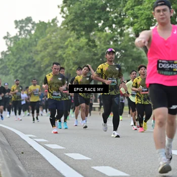 Runner Photo 6201025