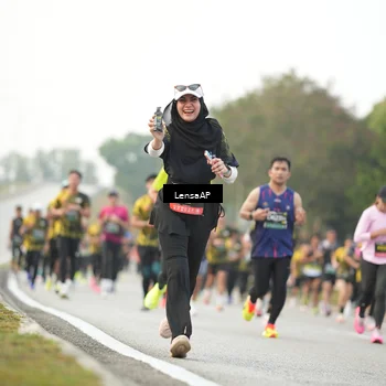 Runner Photo 6201029