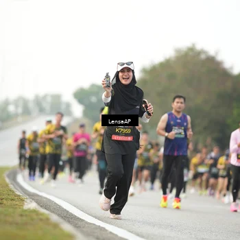 Runner Photo 6201030