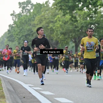 Runner Photo 6201043