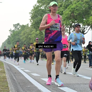 Runner Photo 6201047