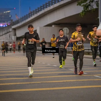 Runner Photo 6201053