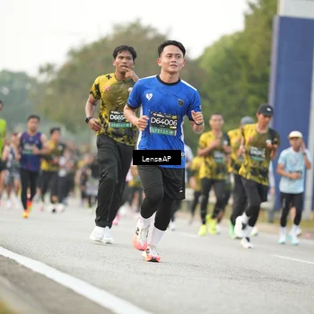 Runner Photo 6201071