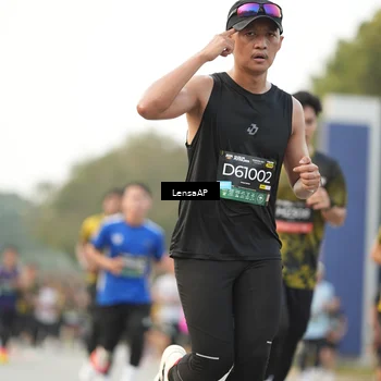Runner Photo 6201072